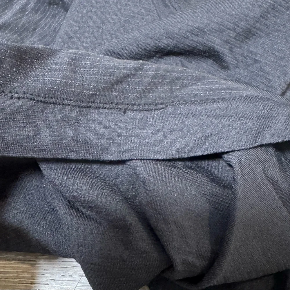 Black Lululemon swiftly tech tank 6 - Picture 5 of 5